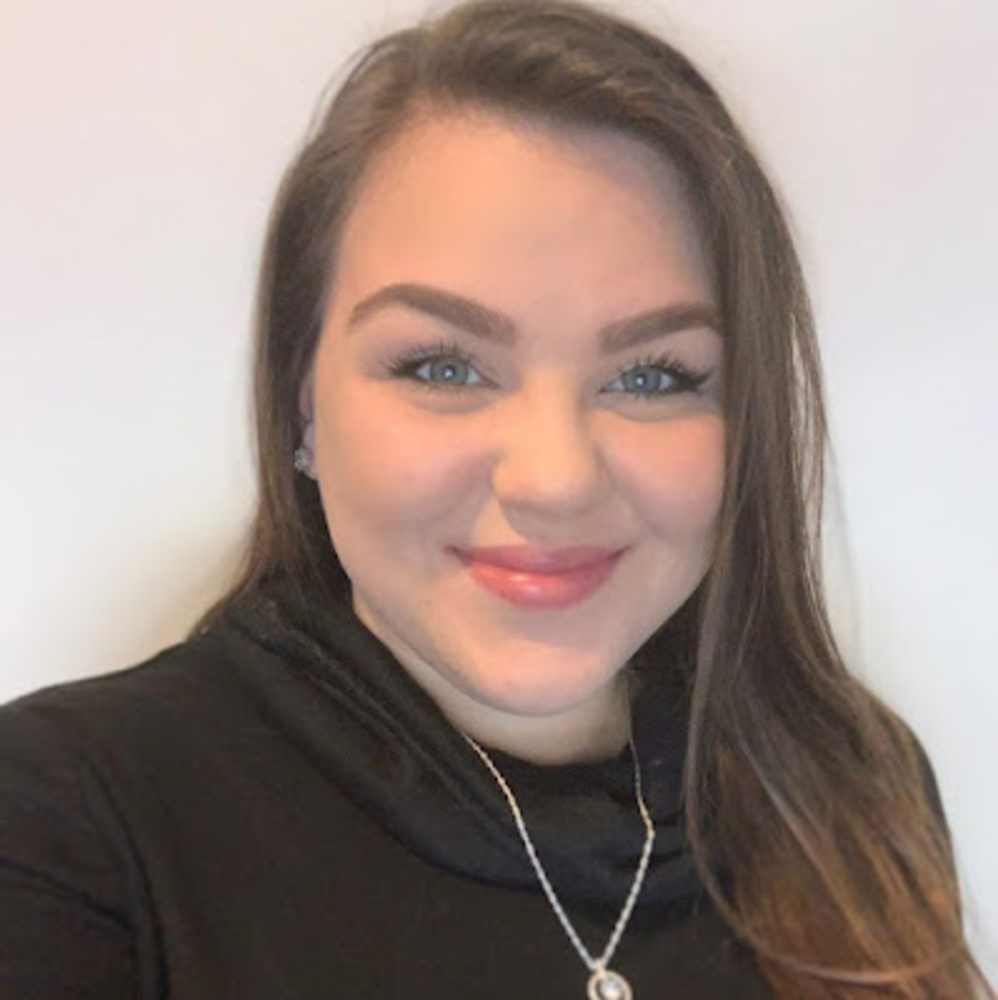 Meet your Posher, Nicole